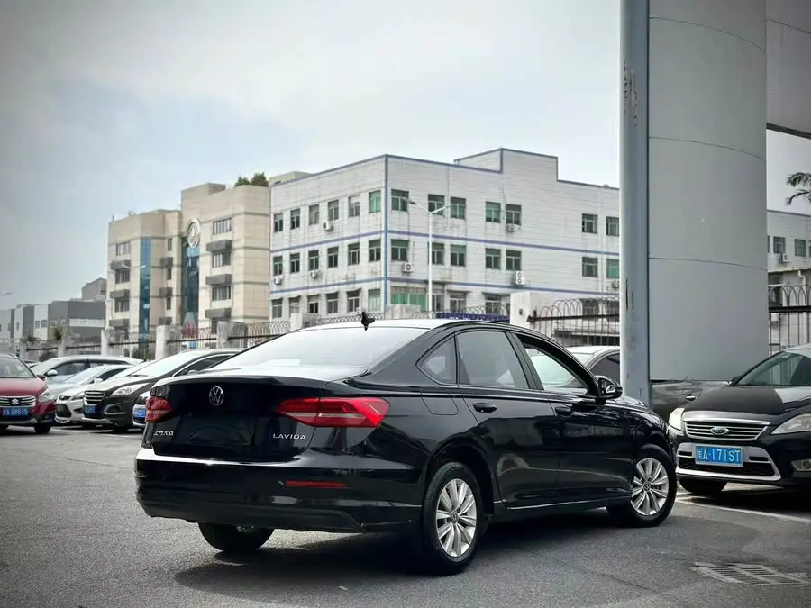 Lavida 2021 1.5L Automatic Stylish Version