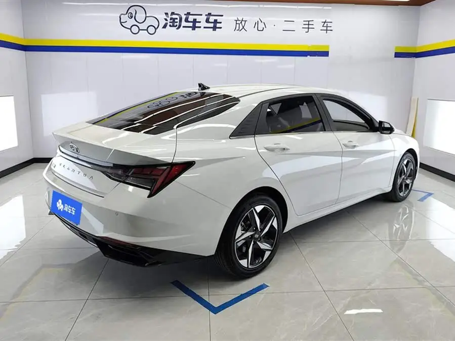 إيلانتر 2022 1.5 لتر CVT LUX النسخة الفاخرة