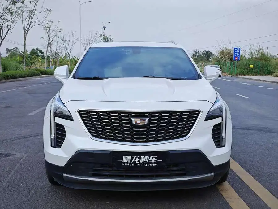 كاديلاك XT4 طراز 2021 28T دفع أمامي رائد