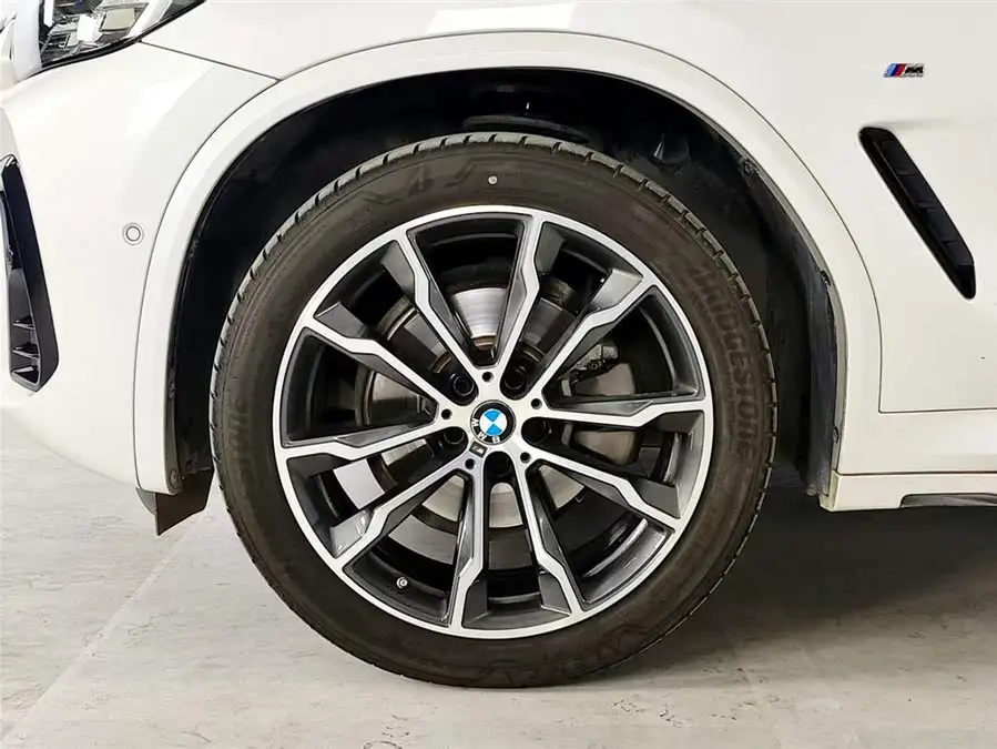 BMW X3 2023 xDrive30i Leading Model M Night Package