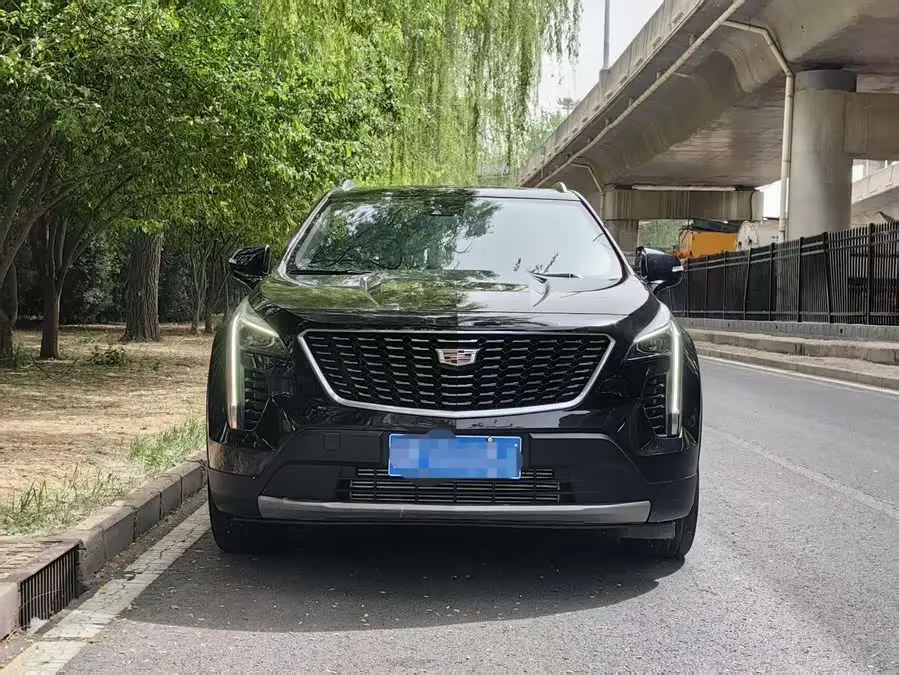 Cadillac XT4 2022 28T Luxury FWD