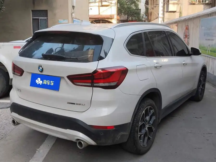 BMW X1 2021 sDrive25Li Leading Edition