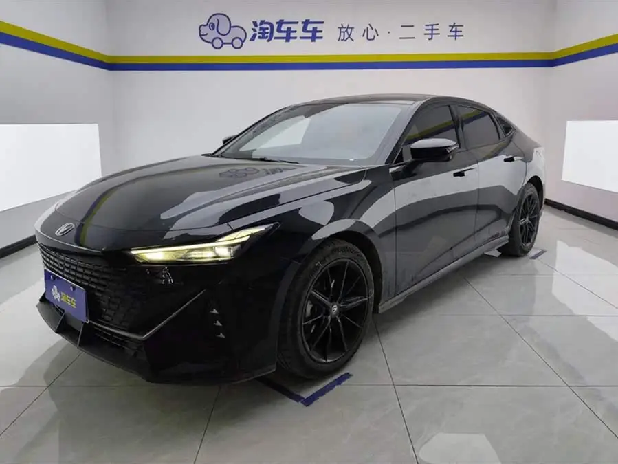 Changan UNI-V 2022 1.5T Premium