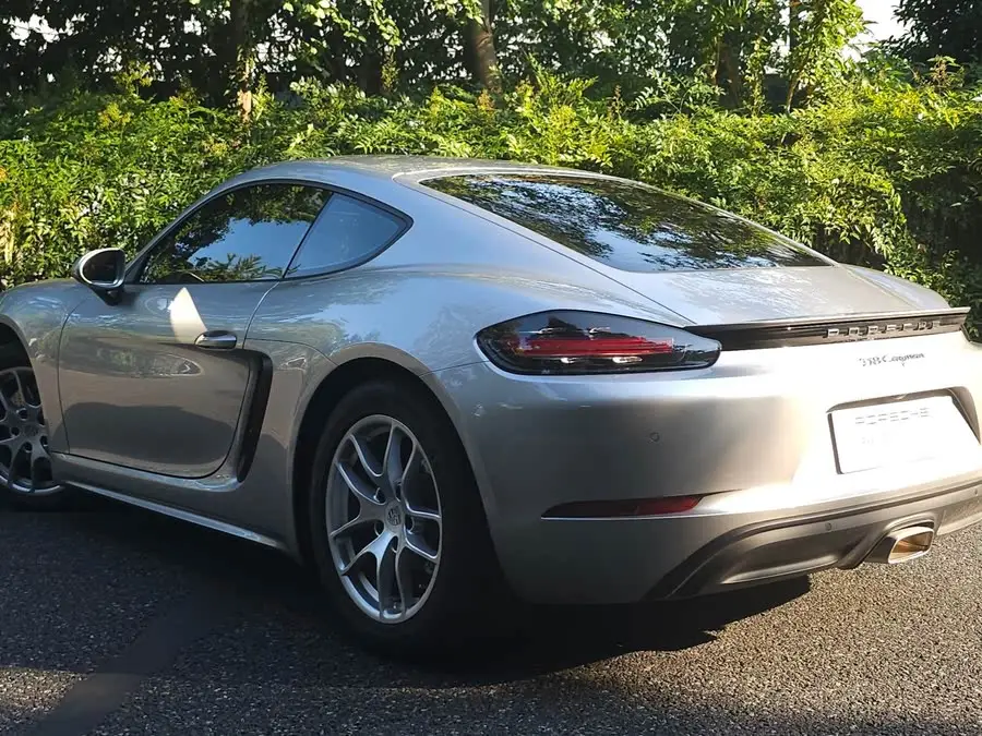 Porsche 718 2022 Cayman 2.0T