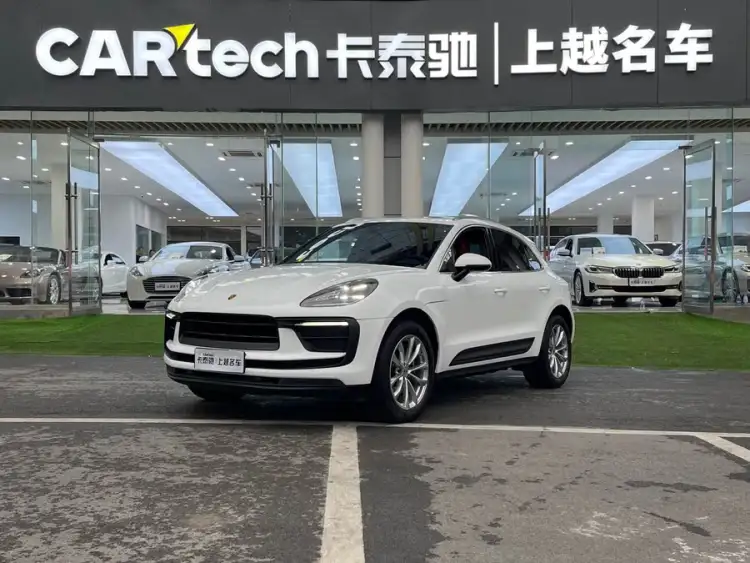2022 Macan 2.0T