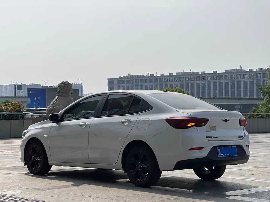 2021 شيفروليه كوفات ريدلاين 325T أوتوماتيكي