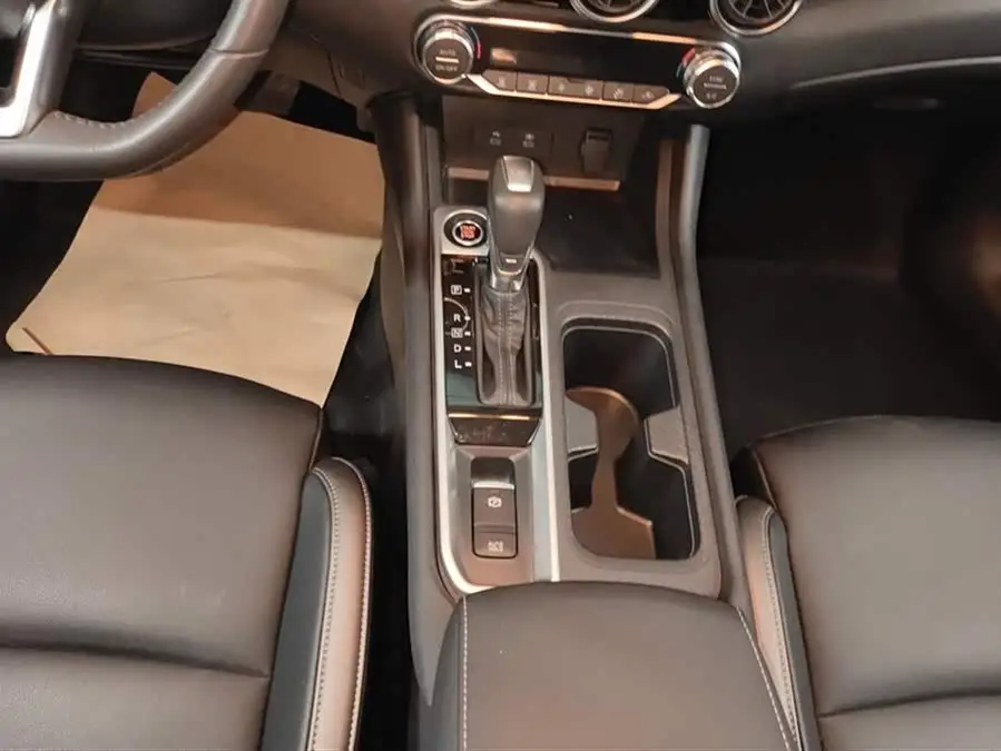 2023 Nissan Sylphy Facelift 1.6L CVT Enjoy Edition