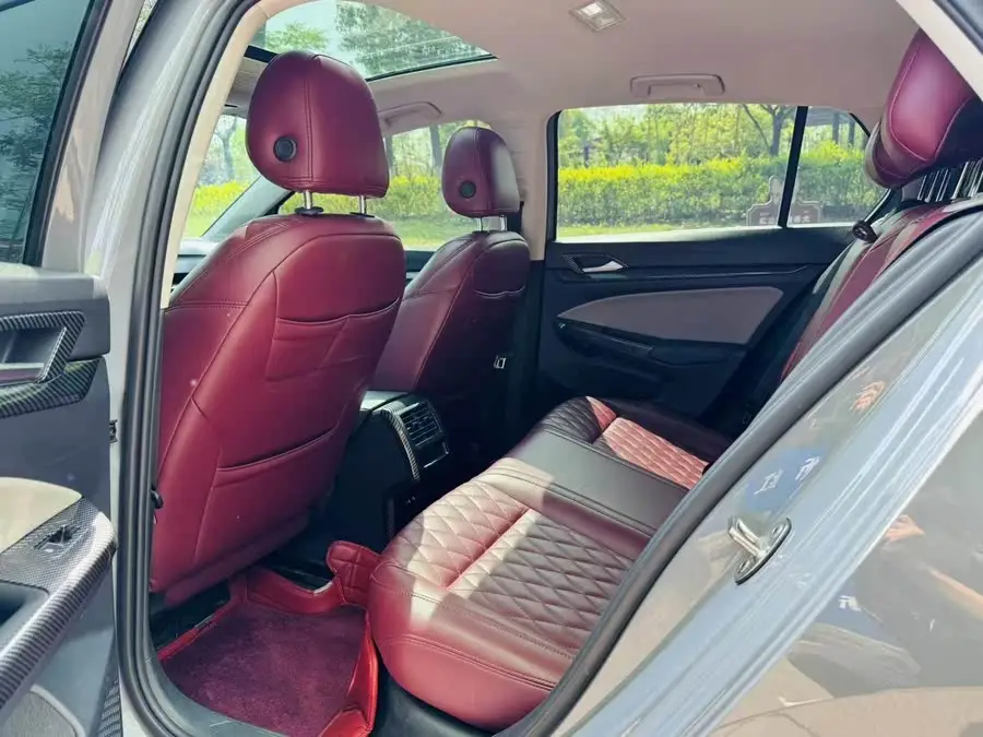 غولف 2021 280TSI DSG برو إصدار الإطلاق