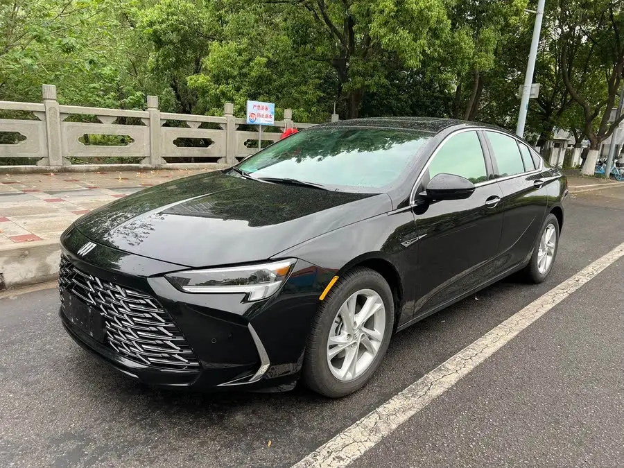 بيوك ريجال 2024 25T سوبر إنجوي