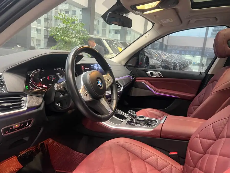 BMW X5 2022 xDrive 30Li Luxury M Sport Package