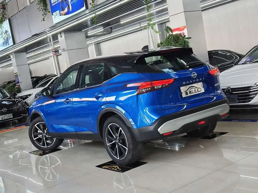 2023 نيسان قاشقاي 1.3T CVT الفئة العليا