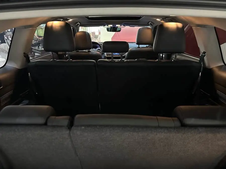 هايلاندر 2018 2.0T الدفع الرباعي الفاخر 7 مقاعد مواصفة VI الوطنية