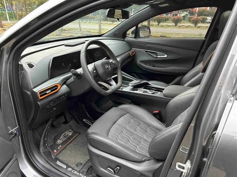 شانغن UNI-T 2022 1.5T الفاخرة