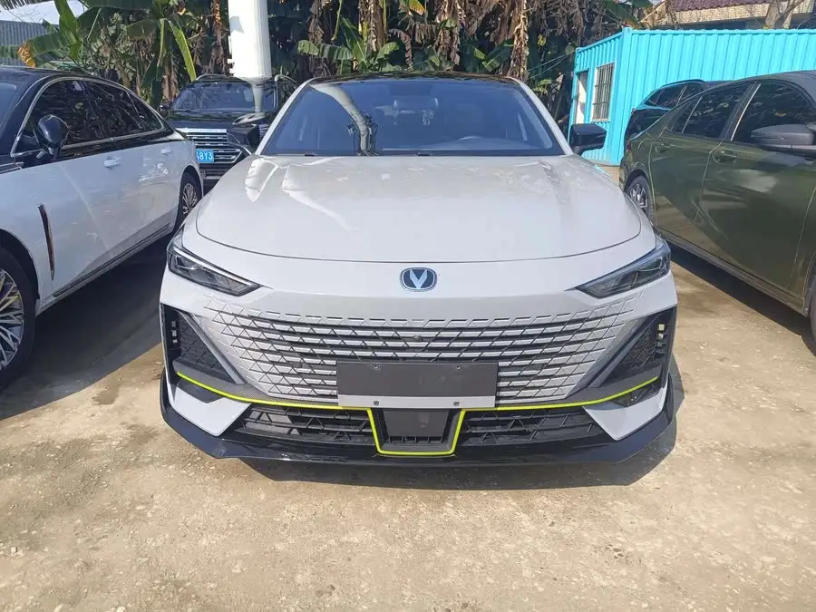 Changan UNI-V 2023 1.5T Sport Edition