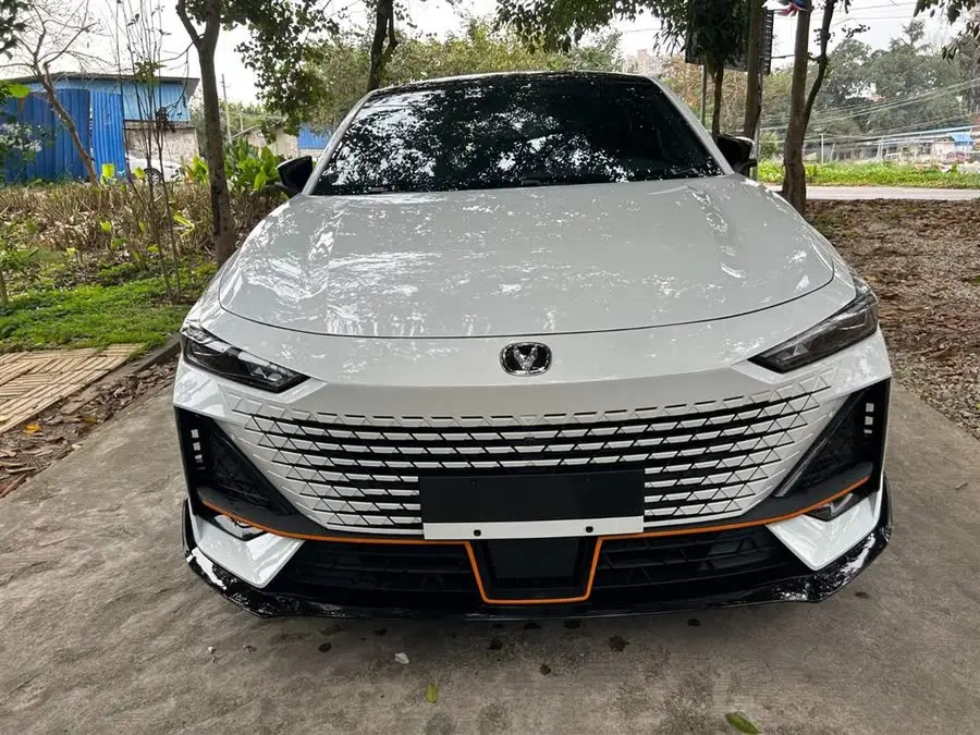 Changan UNI-V 2022 1.5T Sport Edition