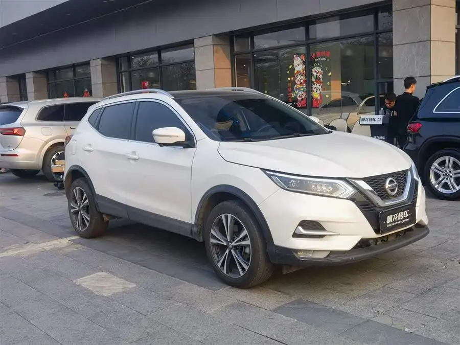 2022 نيسان إكس تريل 2.0 لتر CVT XV بريميوم