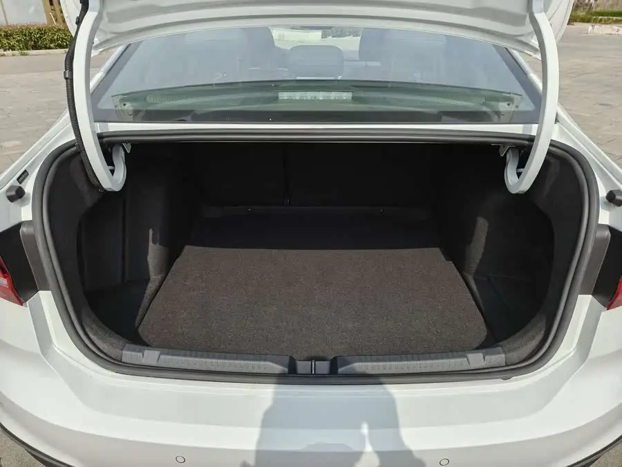 Lavida 2024 1.5L Automatic Full Version