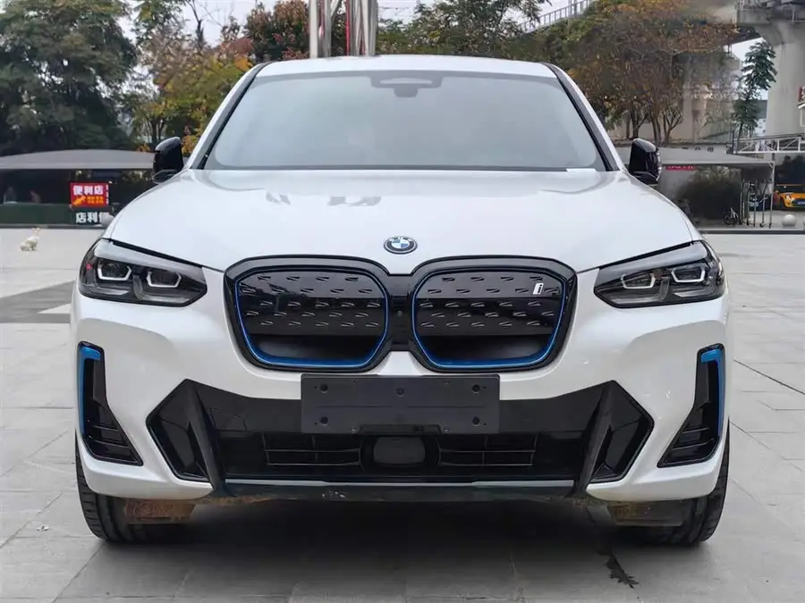 BMW iX3 2022 Model Leader Edition