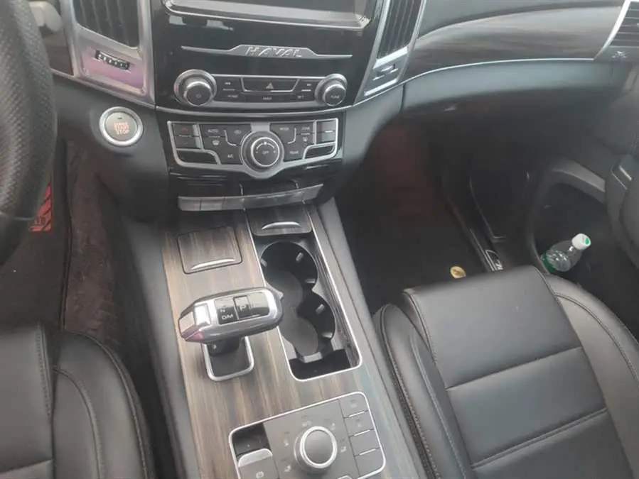 Haval H9 2020 2.0T Gasoline 4WD Elite Model 5-Seater