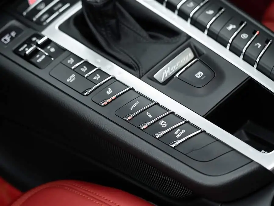 2020 Macan Macan 2.0T