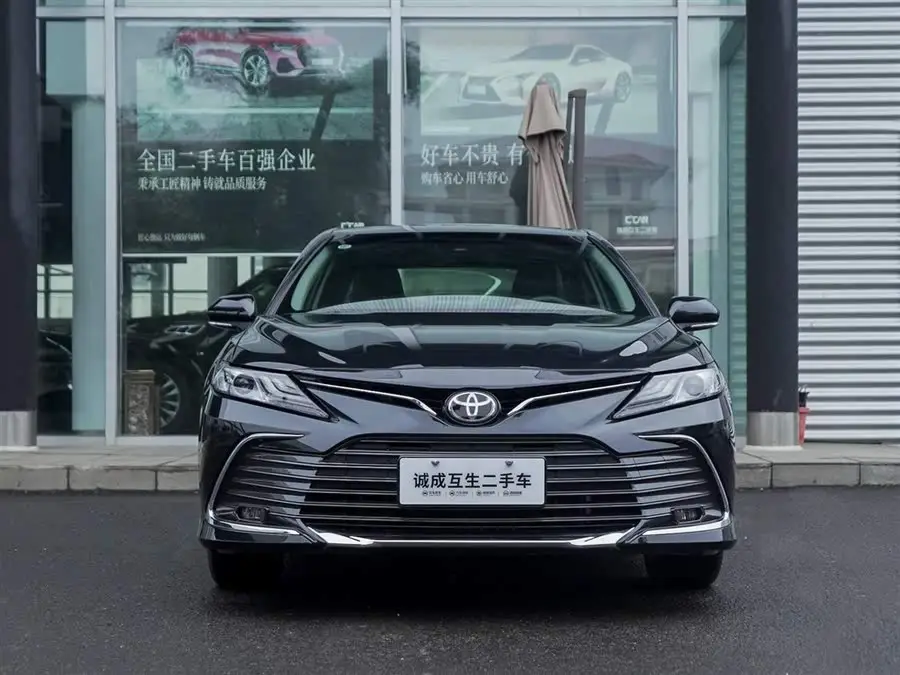 Camry 2023 2.5G Luxury Edition