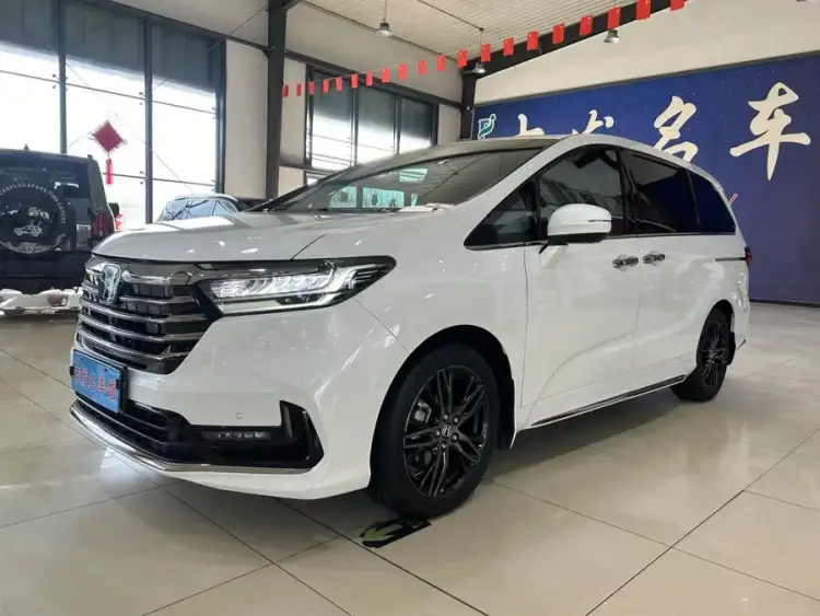 2022 Honda Odyssey 2.0L e:HEV Sharp Supreme Edition