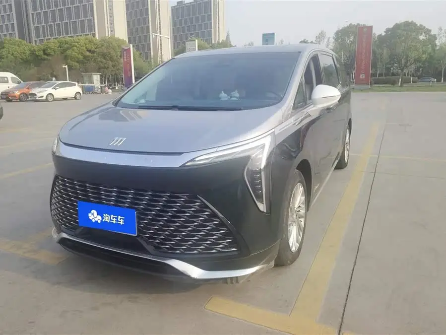 نسخة 2023 سنتشري 2.0T بستة مقاعد