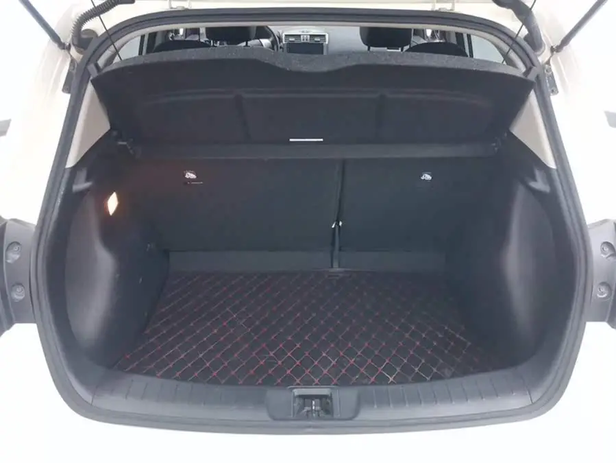 نيسان تييدا 2021 1.6 لتر CVT الإصدار الرائع