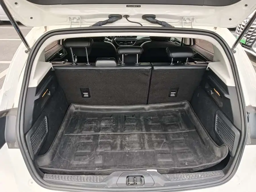 2020 فورد فوكس 2.0 إيكو بوست 180 أوتوماتيكي تريند