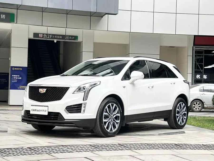 كاديلاك XT5 2023 2.0T دفع رباعي فئة برايم (إصدار بلاتينيوم)