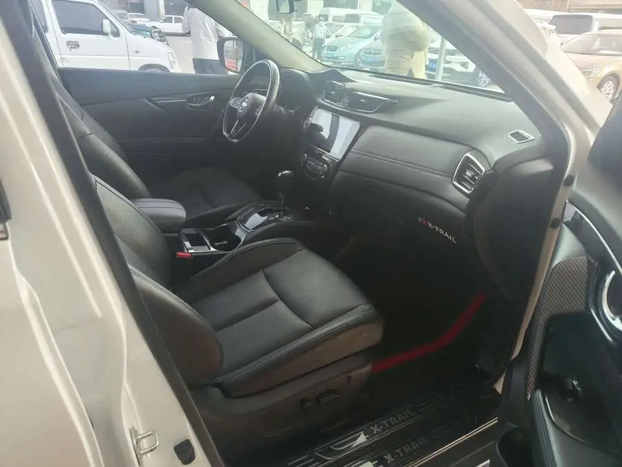 2022 Nissan X-Trail 2.0L Two-Wheel Drive Intelligent Connectivity Premium Version