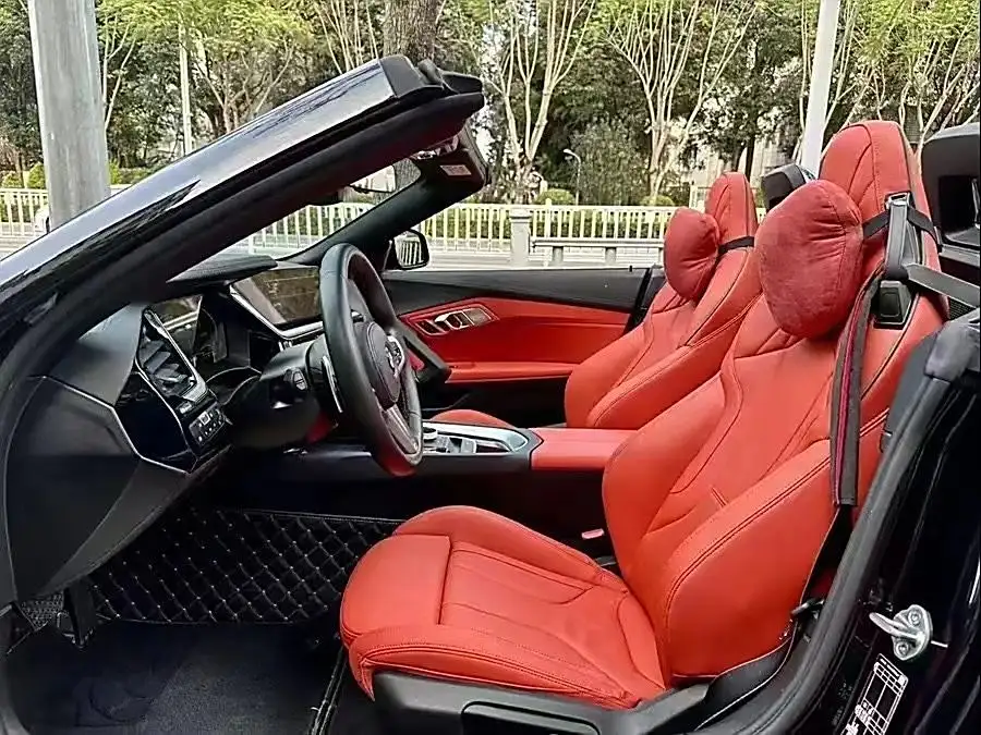 بي إم دبليو زد 4 2022 طراز sDrive 25i حزمة M الرياضية