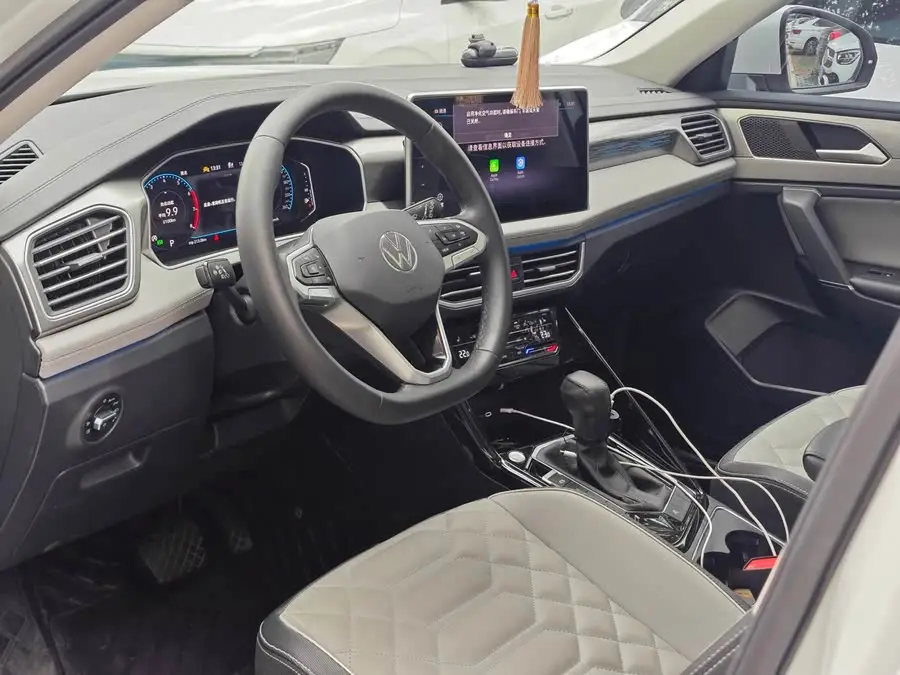 تيرون 2023 330TSI دفع ثنائي R-Line إصدار عالي الطاقة