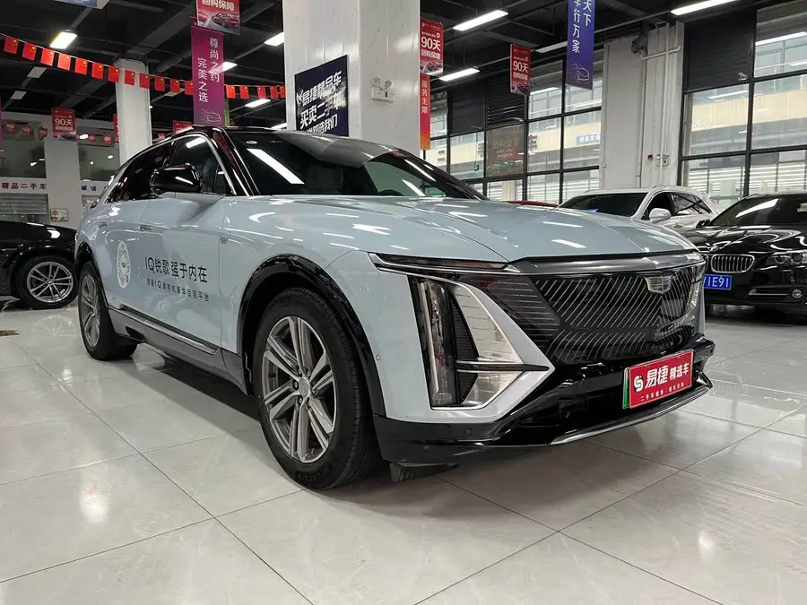 IQ Rui Ge 2022 Rear-Drive Long Range Luxury Version