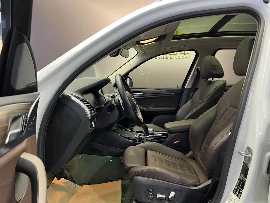 2021 BMW X3 xDrive28i M Sport Package