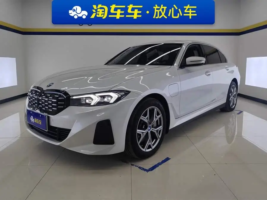 بي إم دبليو i3 2024 eDrive 35 L