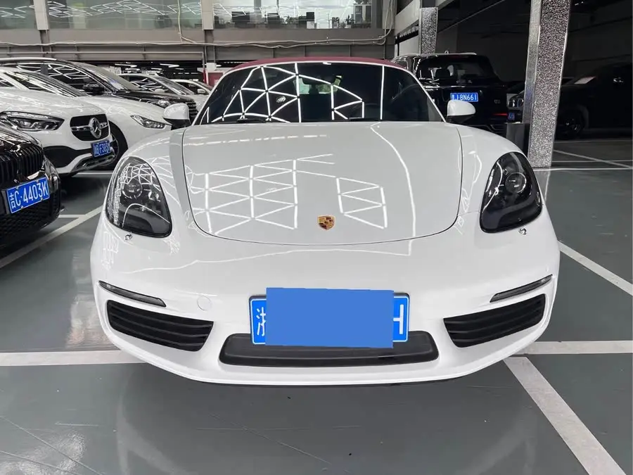 Porsche 718 2020 Model Boxster 2.0T