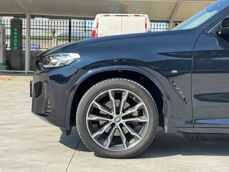 BMW X3 2023 xDrive30i Leading M Night Package