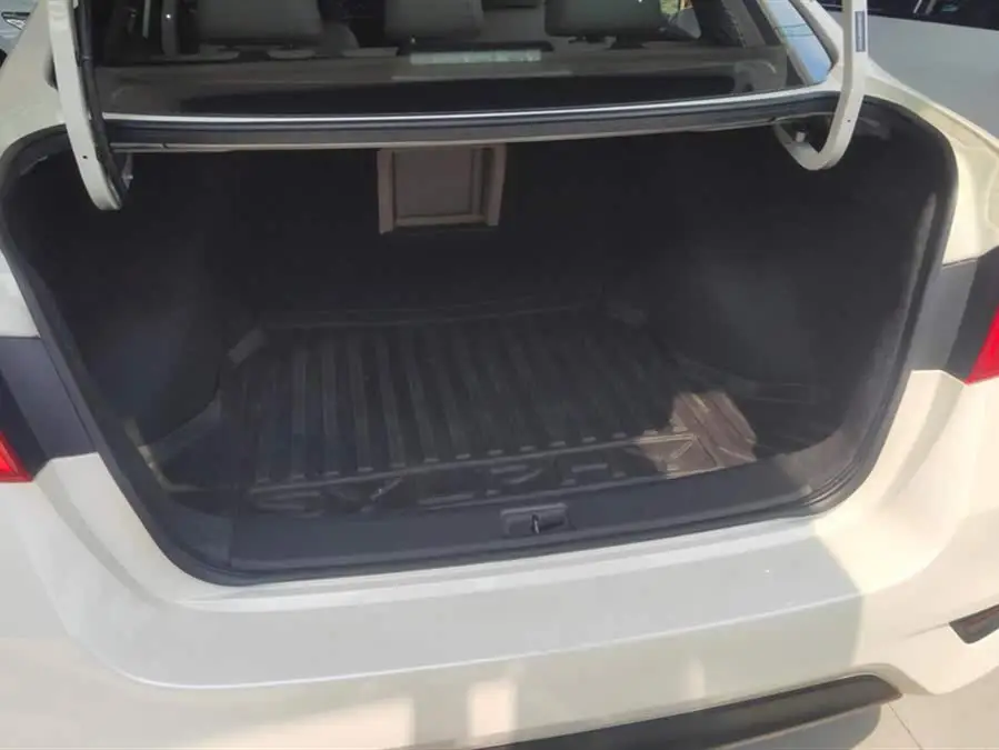 2021 نيسان سيلفي كلاسيك 1.6XL CVT فاخرة