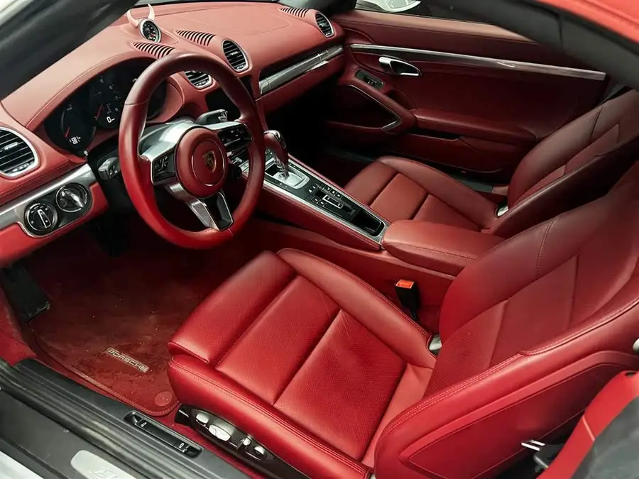 Porsche 718 2022 Model Boxster 2.0T