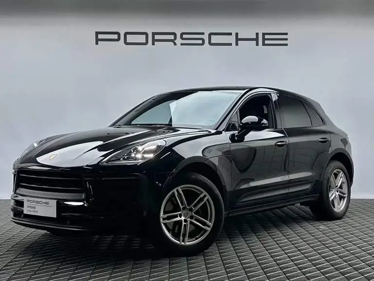 2024 Macan 2.0T