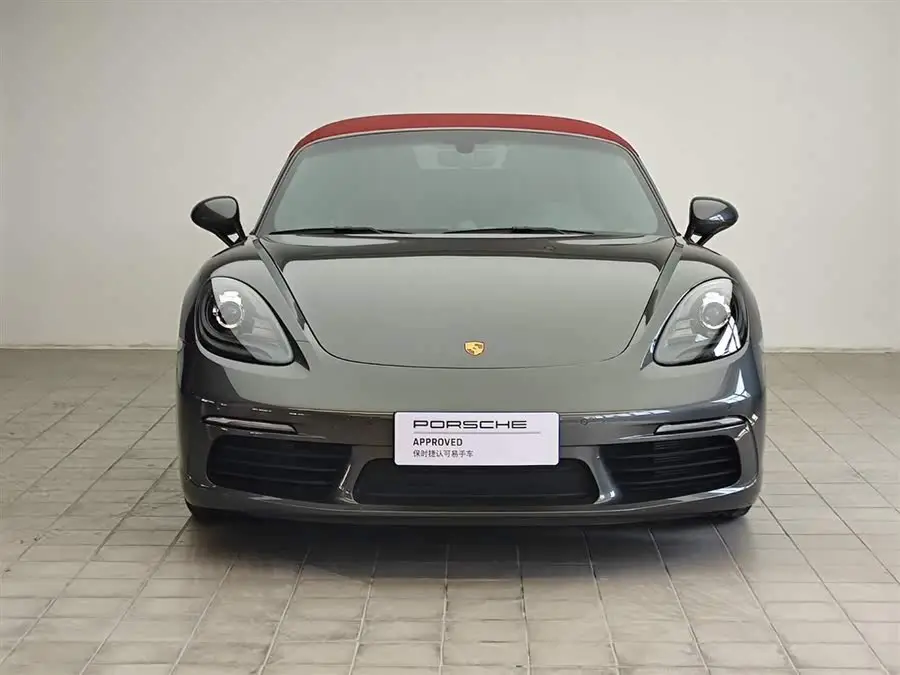 Porsche 718 2022 Model Boxster 2.0T