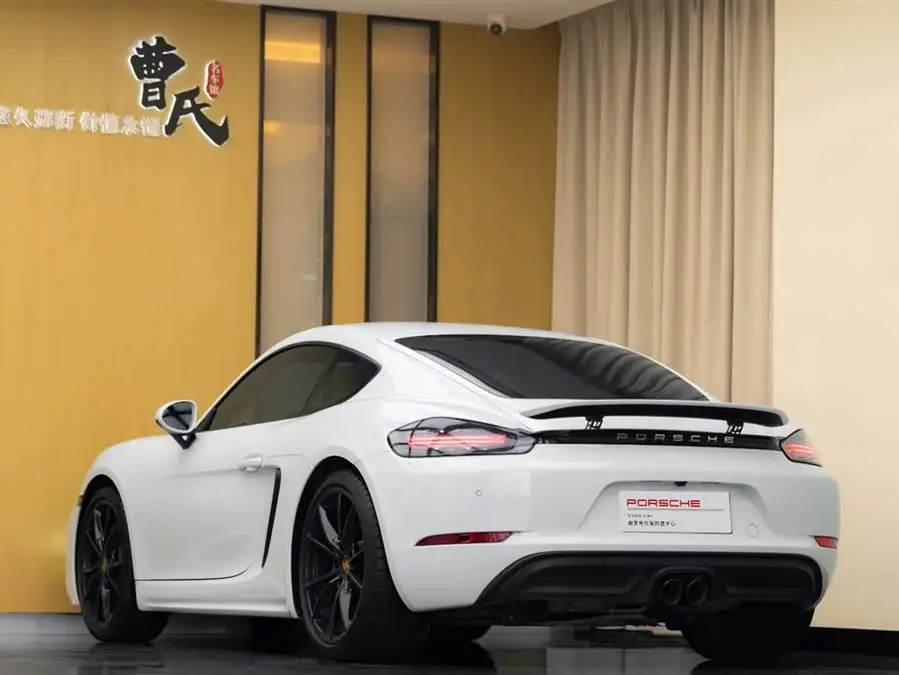 Porsche 718 2020 Cayman 2.0T