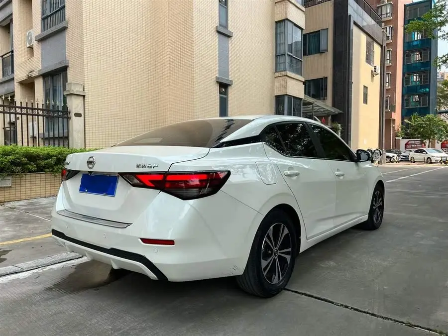 2021 نيسان سيلفي 1.6 لتر XL CVT نسخة الاستمتاع