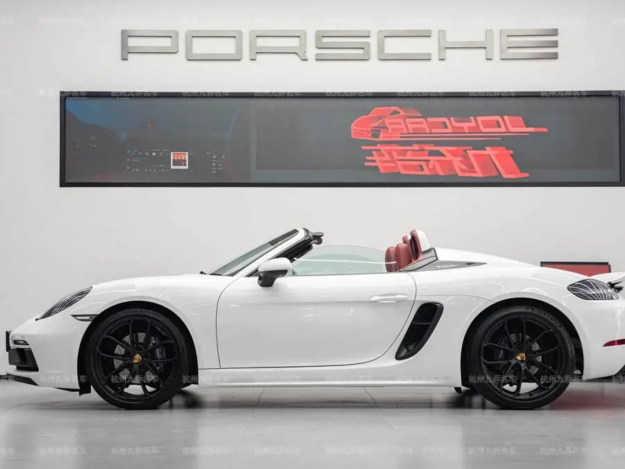 Porsche 718 2022 Spyder 2.0T