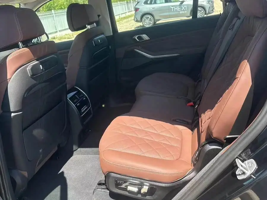 بي إم دبليو X7 2023 xDrive40i باقة الرفاهية