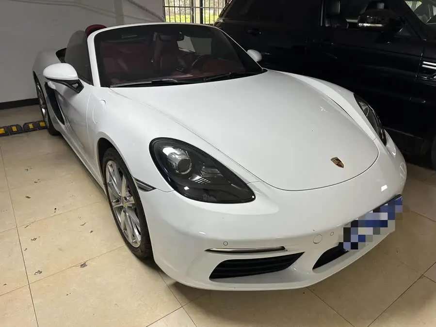 Porsche 718 2020 Model Boxster 2.0T