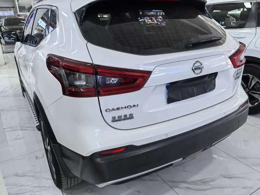 2022 نيسان إكس تريل 2.0 لتر CVT XV بريميوم