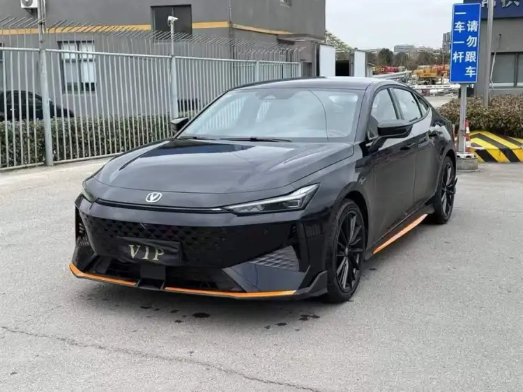 Changan UNI-V 2024 1.5T Deluxe Sports Model