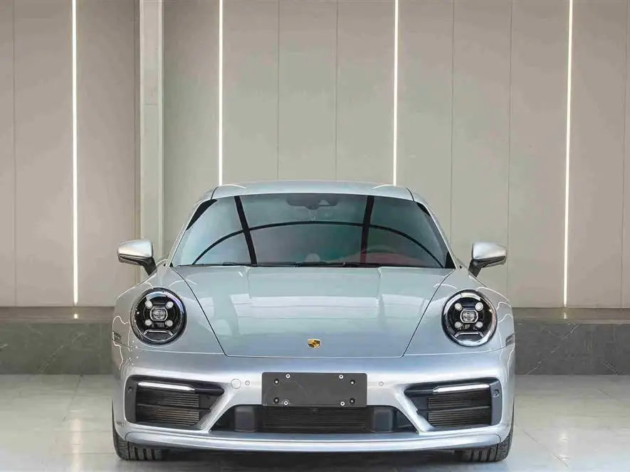 بورش 911 2023 كاريرا إس 3.0T